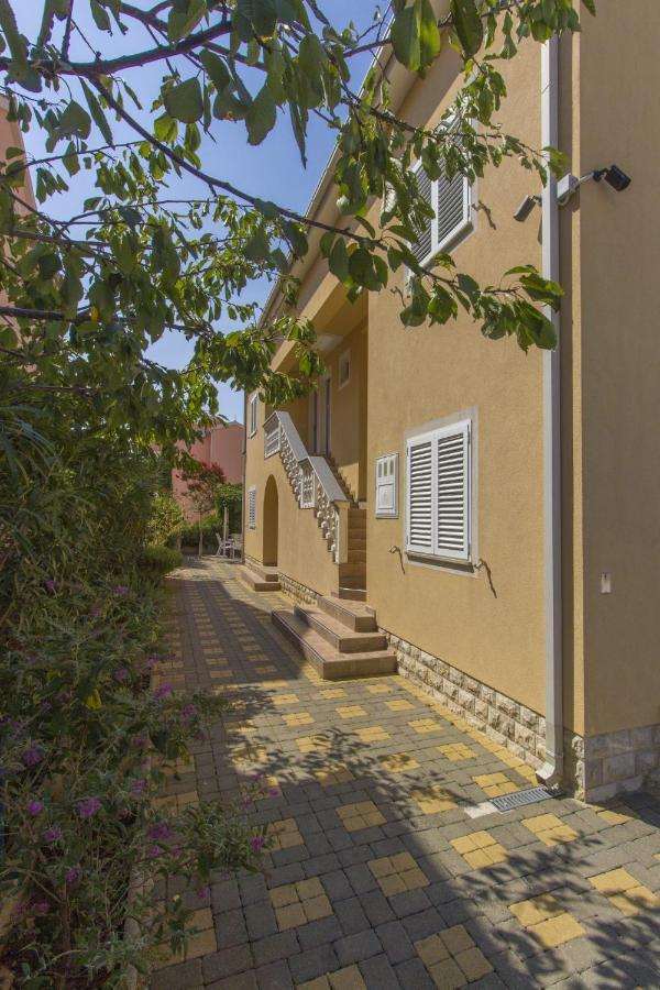 Apartments Dalibor Vodice Ngoại thất bức ảnh