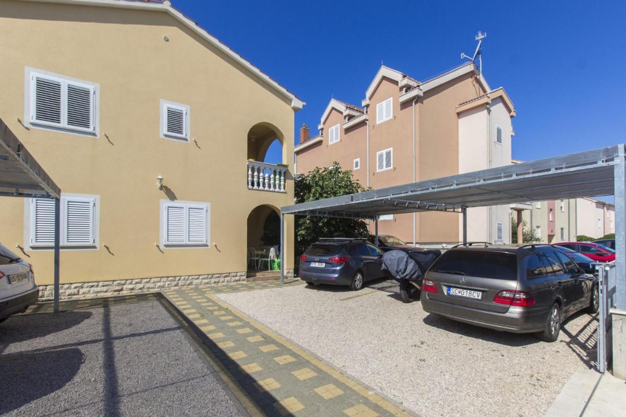 Apartments Dalibor Vodice Ngoại thất bức ảnh