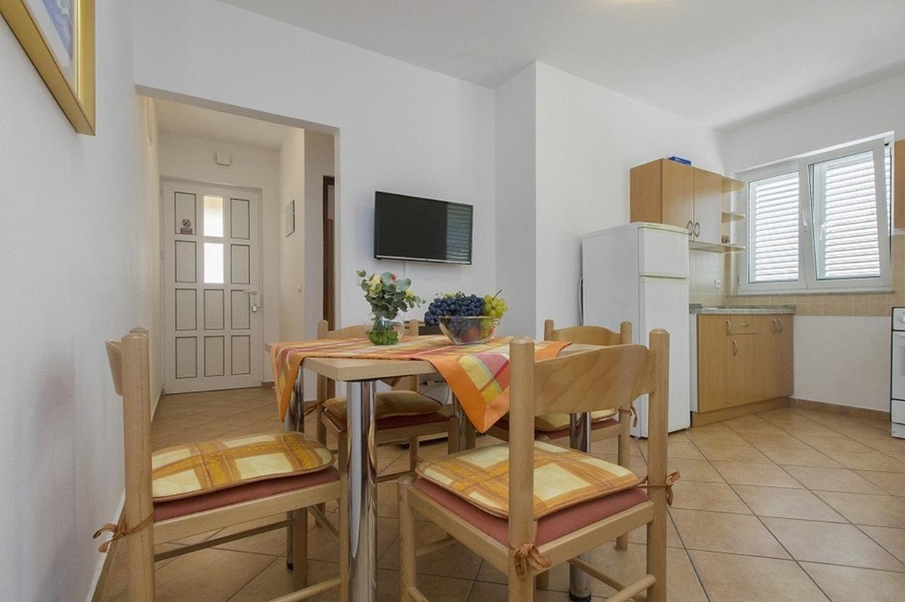 Apartments Dalibor Vodice Ngoại thất bức ảnh